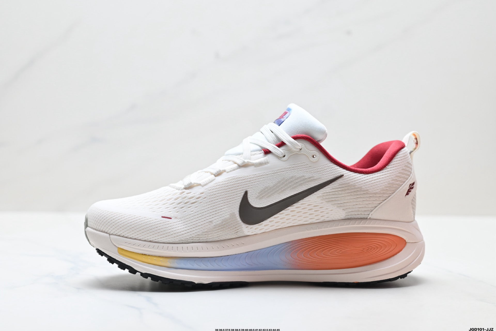 Nike Vomero Plus Low-Top Running Shoe IQ1131-120