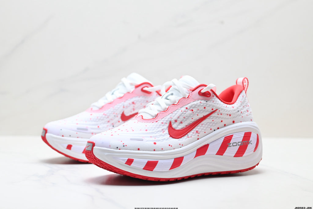 Nike Vomero Plus Low-Top Running Shoe IM6766-070