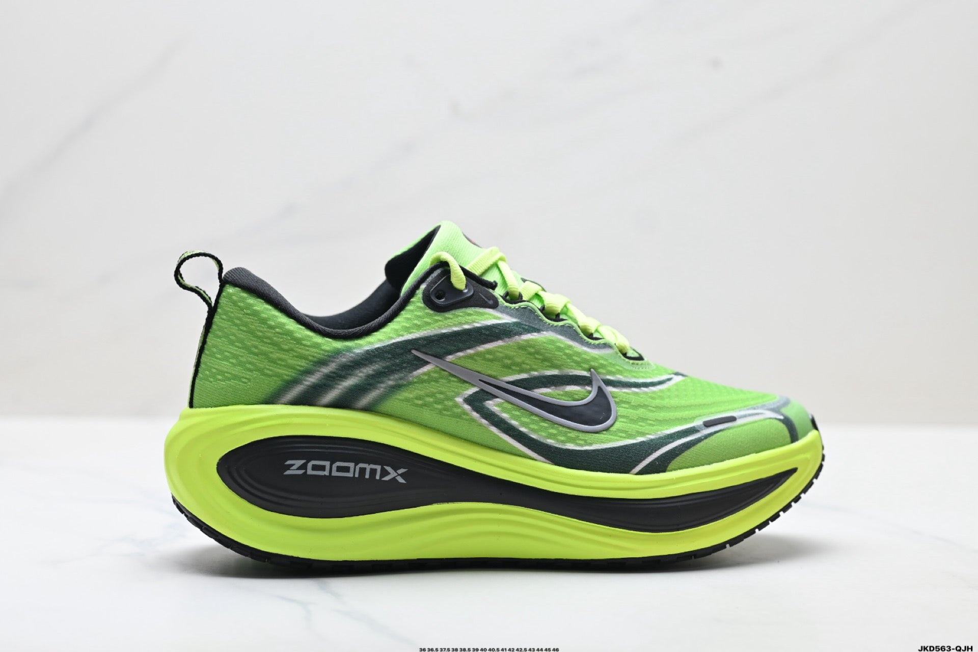 Nike Vomero Plus Low-Top Running Shoe IM8072-999
