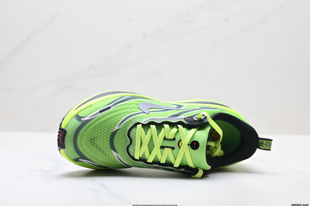 Nike Vomero Plus Low-Top Running Shoe IM8072-999