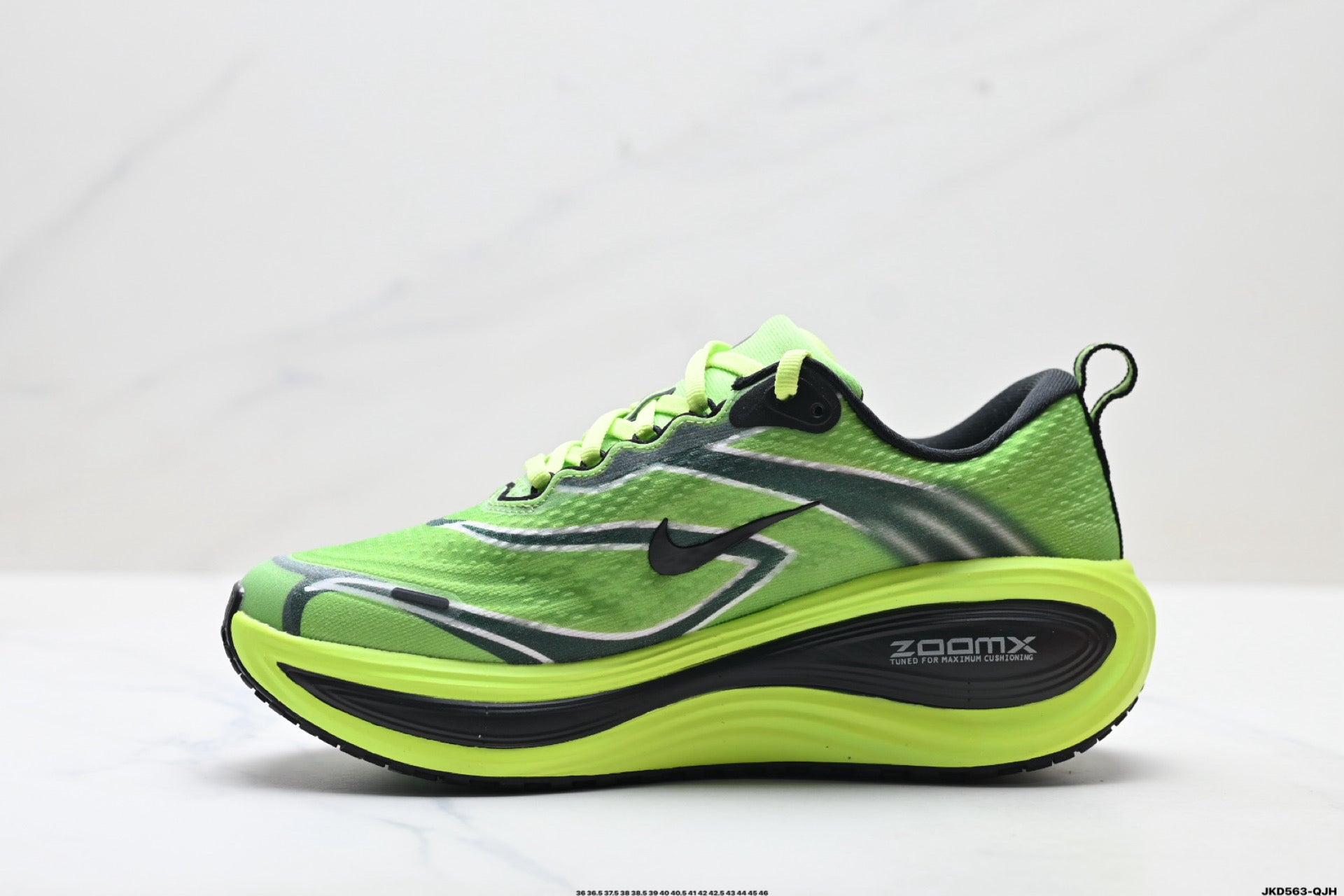 Nike Vomero Plus Low-Top Running Shoe IM8072-999