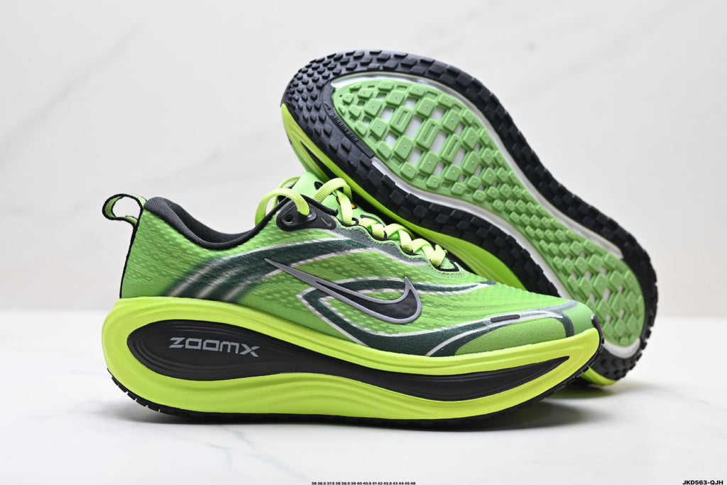 Nike Vomero Plus Low-Top Running Shoe IM8072-999
