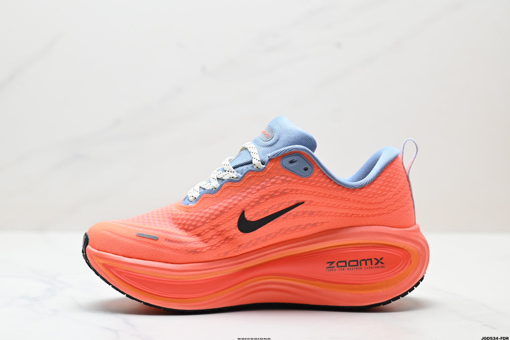 Nike Vomero Plus Low-Top Running Shoe