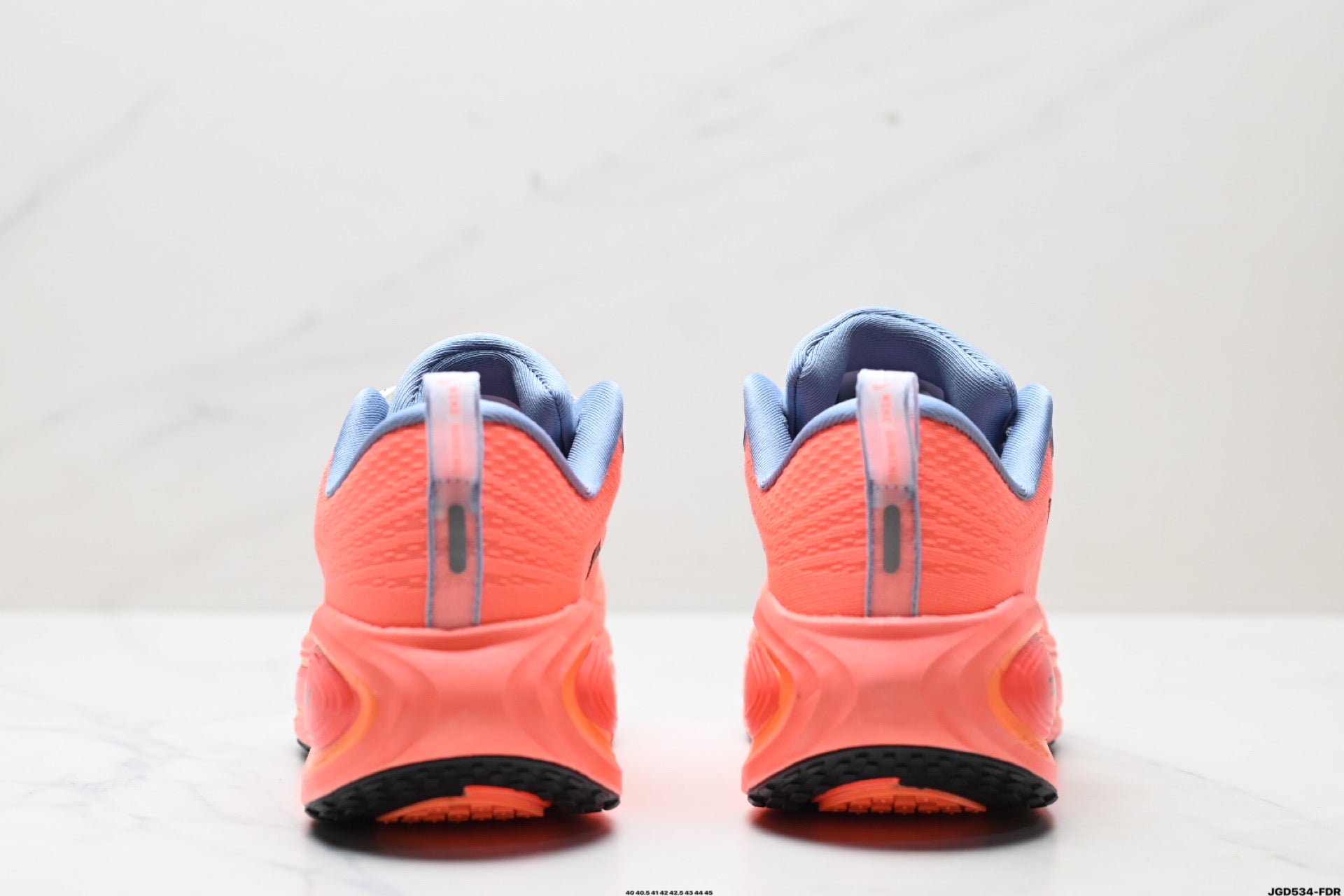 Nike Vomero Plus Low-Top Running Shoe