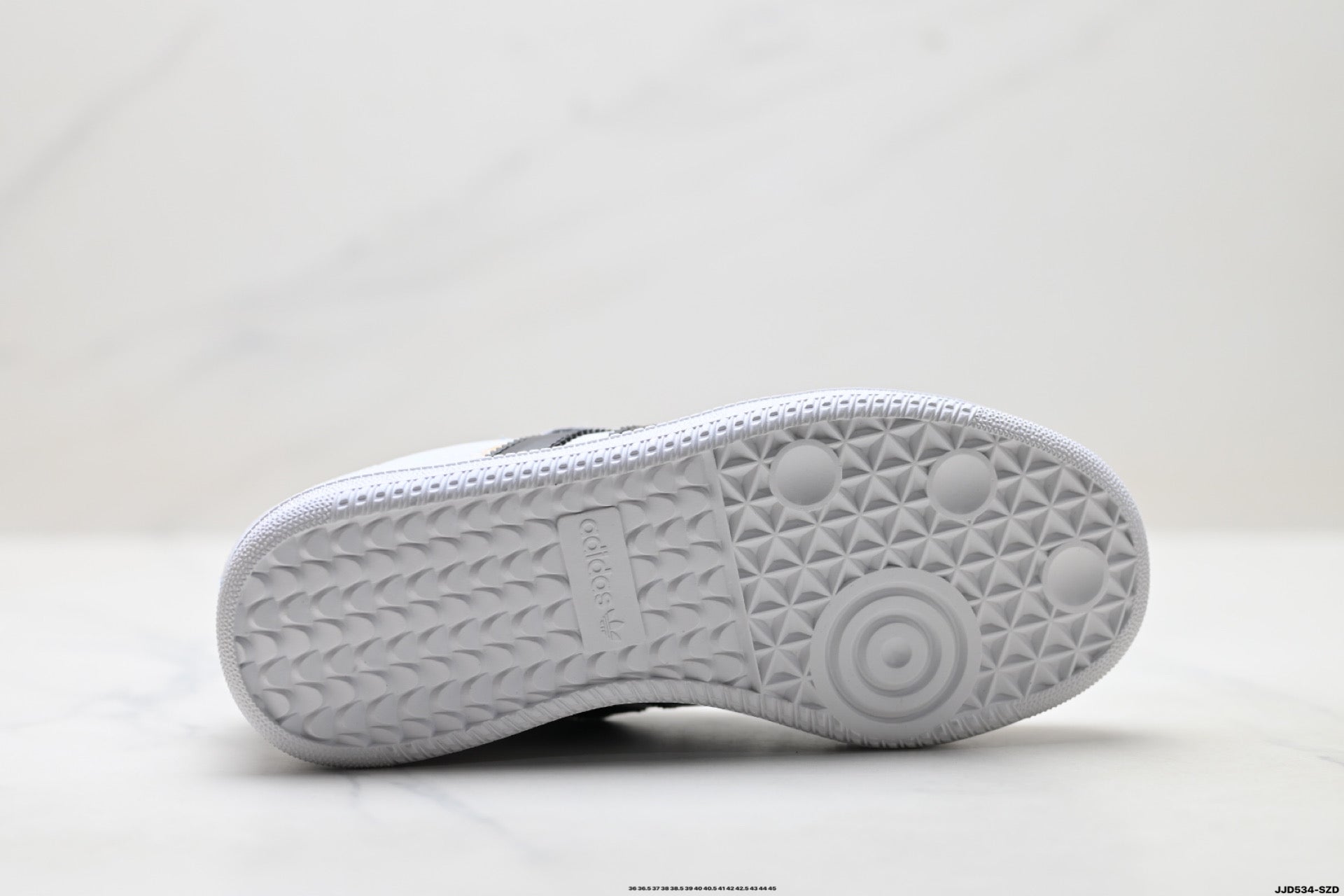 Adidas Originals Samba XLG – Men's Low-Top Casual Sneaker JH9226