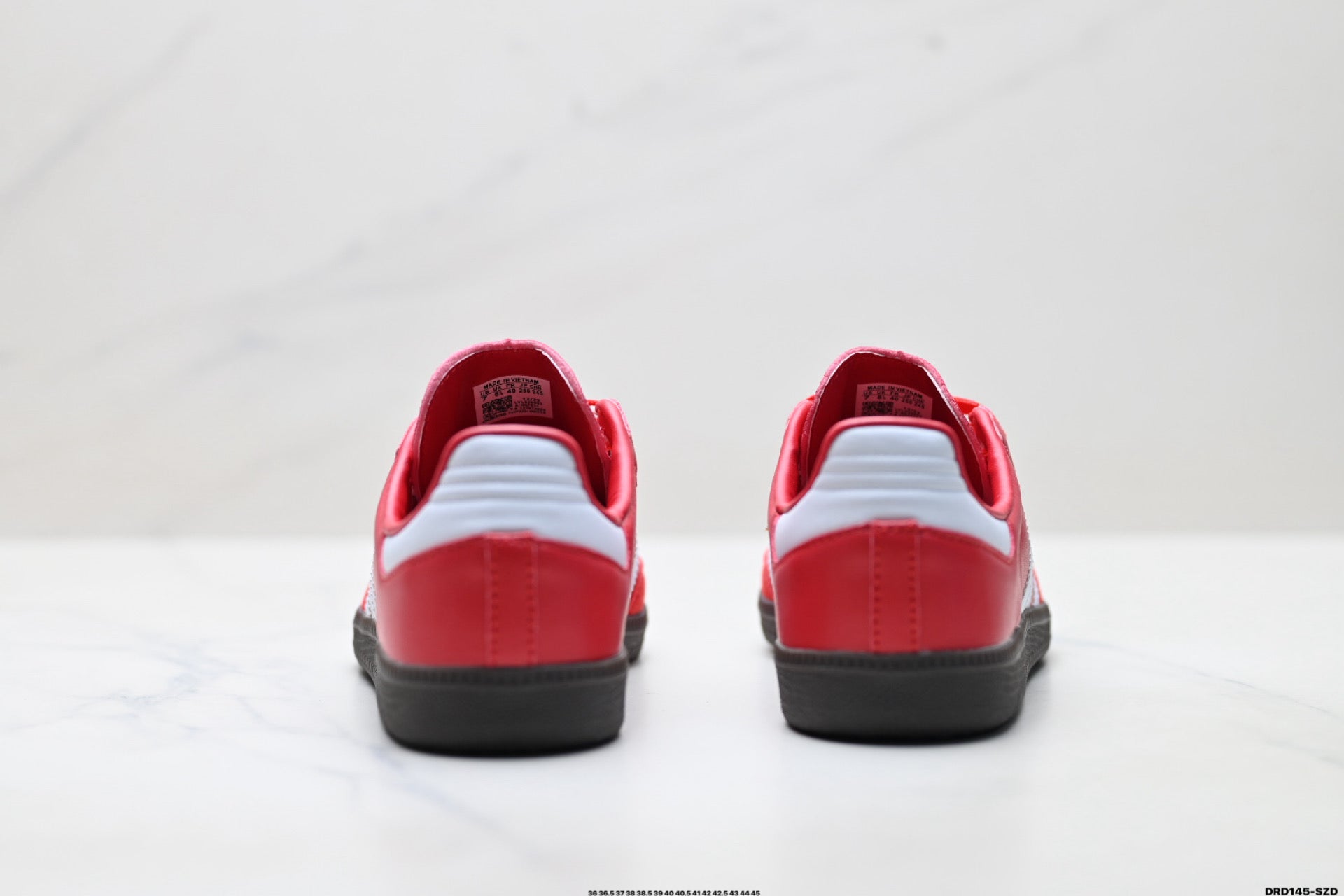 Adidas Originals Samba – Men's Low-Top Casual Sneaker HQ7033