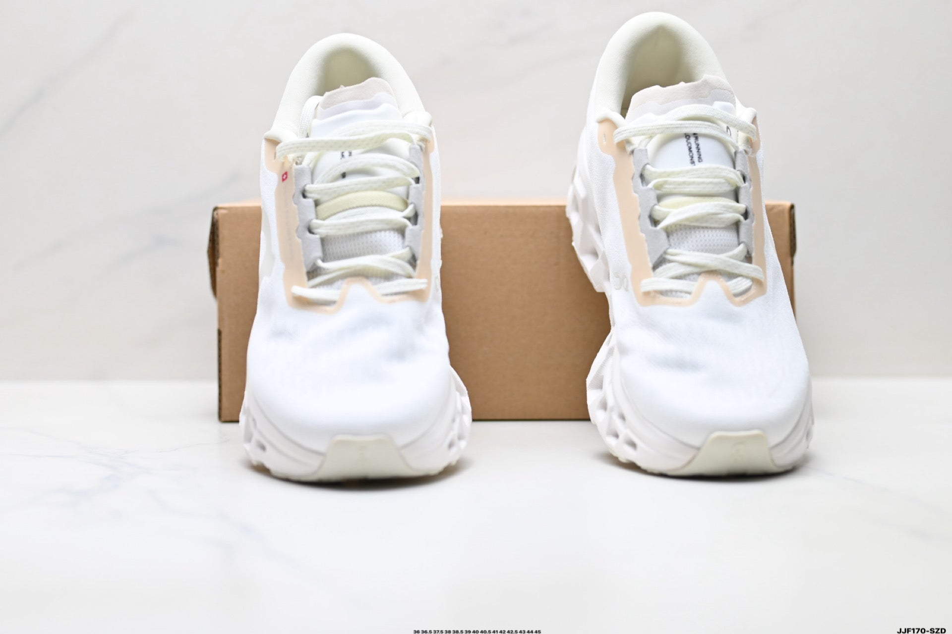 On Cloudmonster 3 – Lightweight Low-Top Running Shoe | Tennis-Inspired Streetwear 3MG10905508