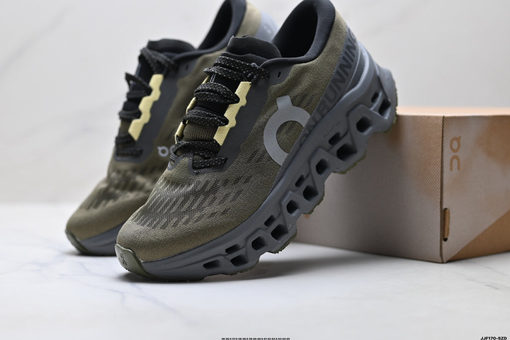 On Cloudmonster 3 – Lightweight Low-Top Running Shoe | Tennis-Inspired Streetwear 3MG10050656