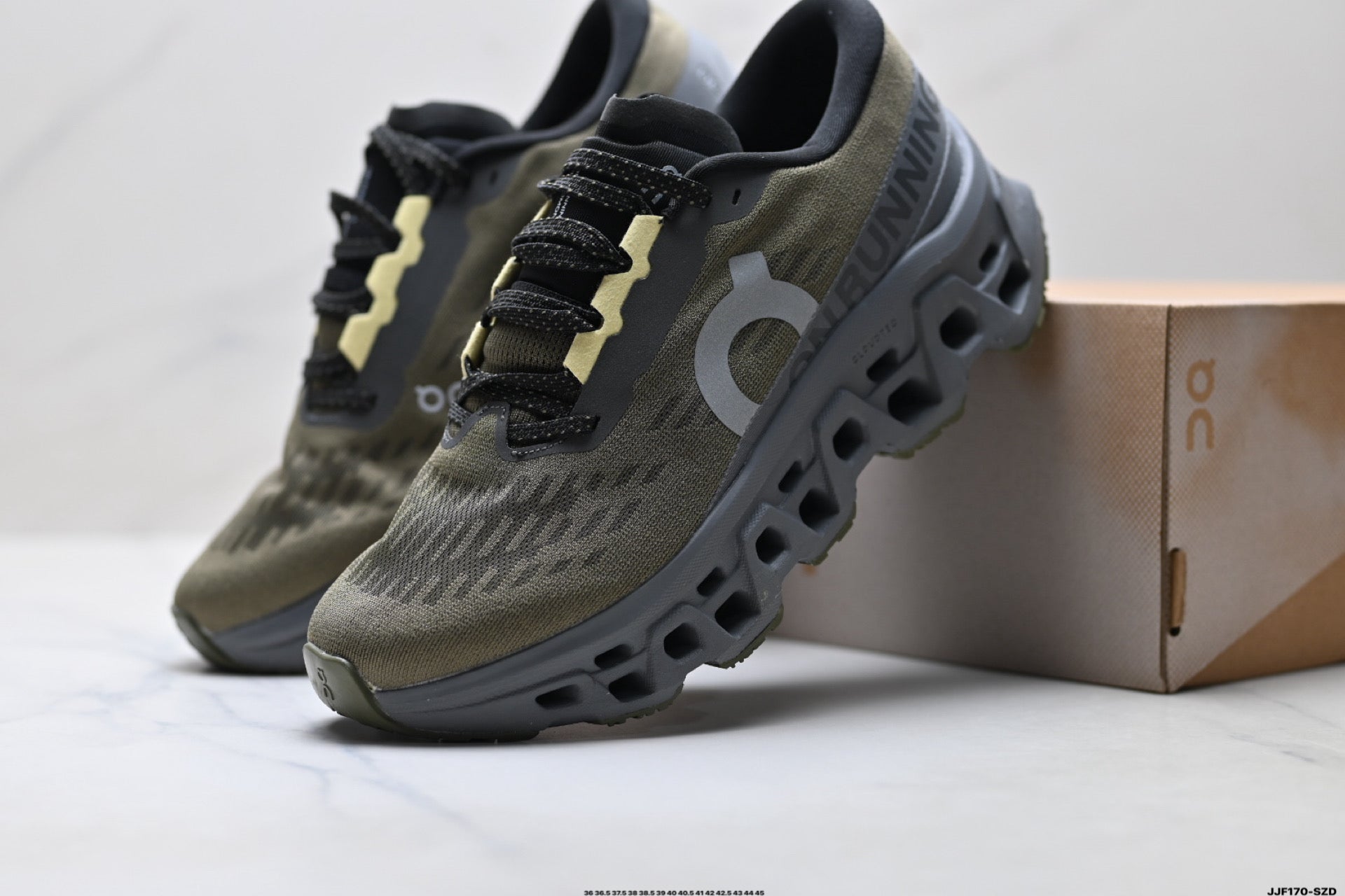 On Cloudmonster 3 – Lightweight Low-Top Running Shoe | Tennis-Inspired Streetwear 3MG10050656