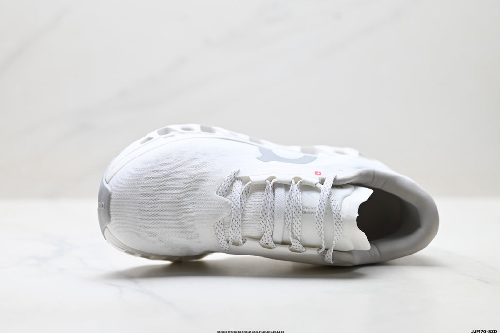 On Cloudmonster 3 – Lightweight Low-Top Running Shoe | Tennis-Inspired Streetwear 3MG10051200