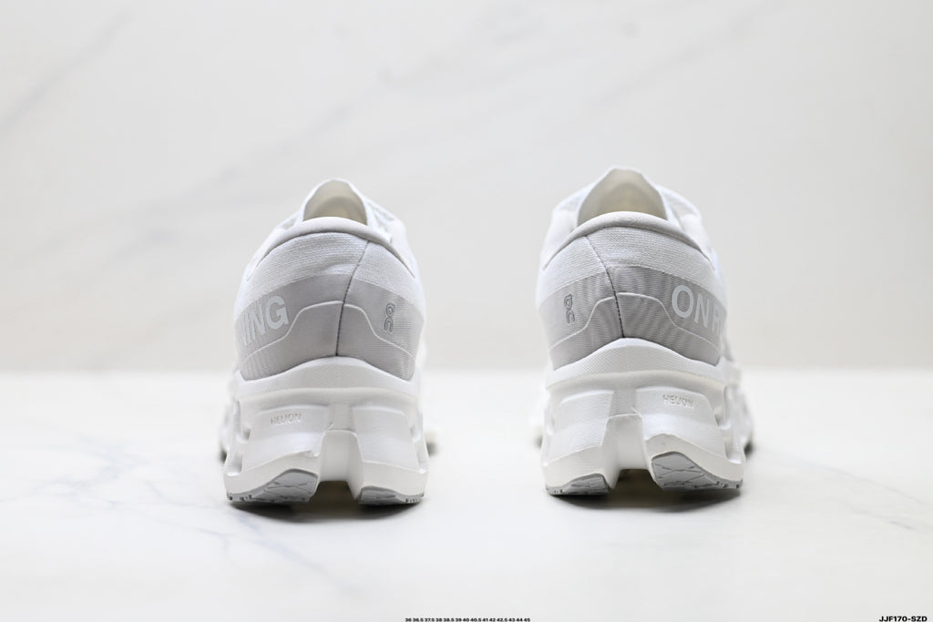 On Cloudmonster 3 – Lightweight Low-Top Running Shoe | Tennis-Inspired Streetwear 3MG10051200