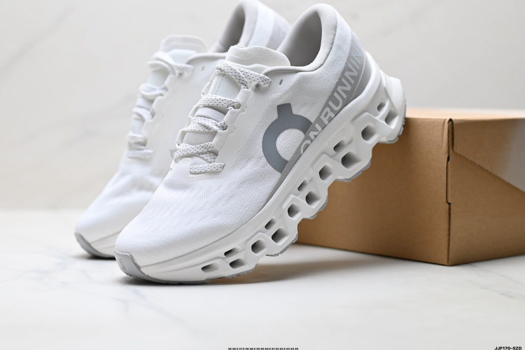 On Cloudmonster 3 – Lightweight Low-Top Running Shoe | Tennis-Inspired Streetwear 3MG10051200