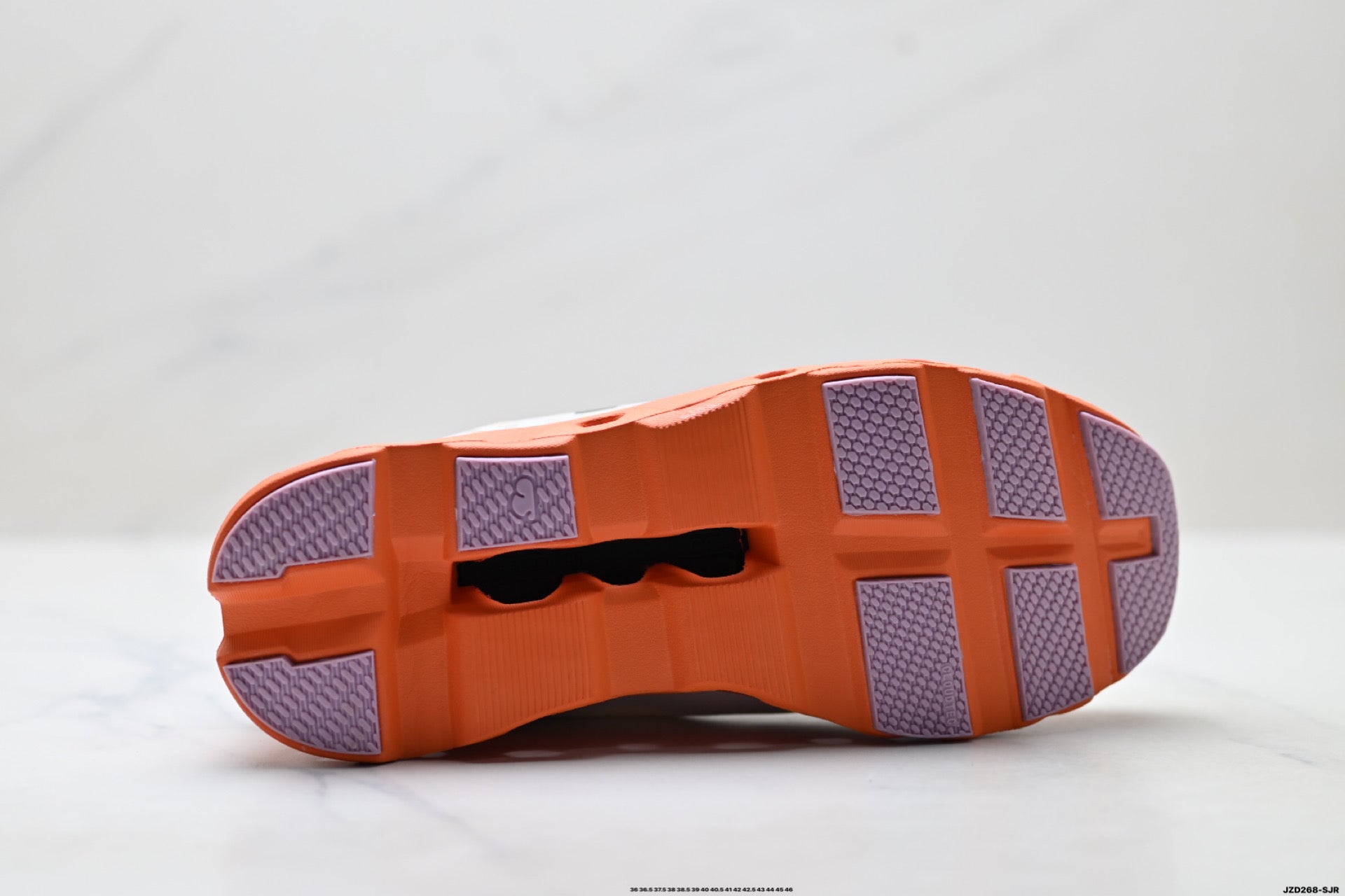 On Cloudmonster – Lightweight Low-Top Running Shoe | Tennis-Inspired Streetwear 61.98652