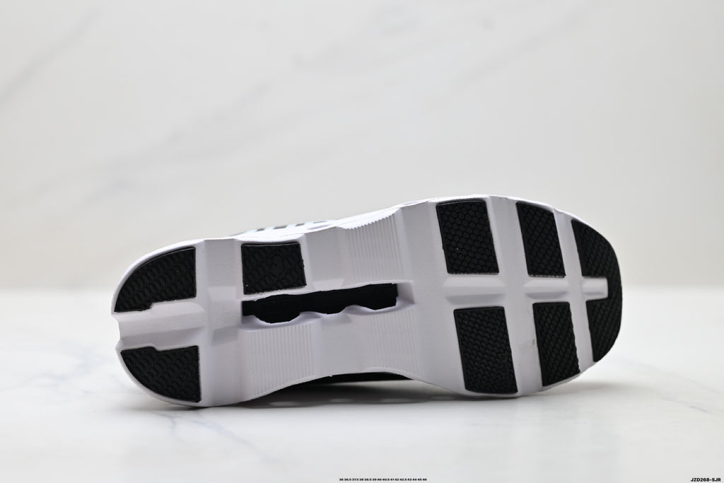 On Cloudmonster – Lightweight Low-Top Running Shoe | Tennis-Inspired Streetwear