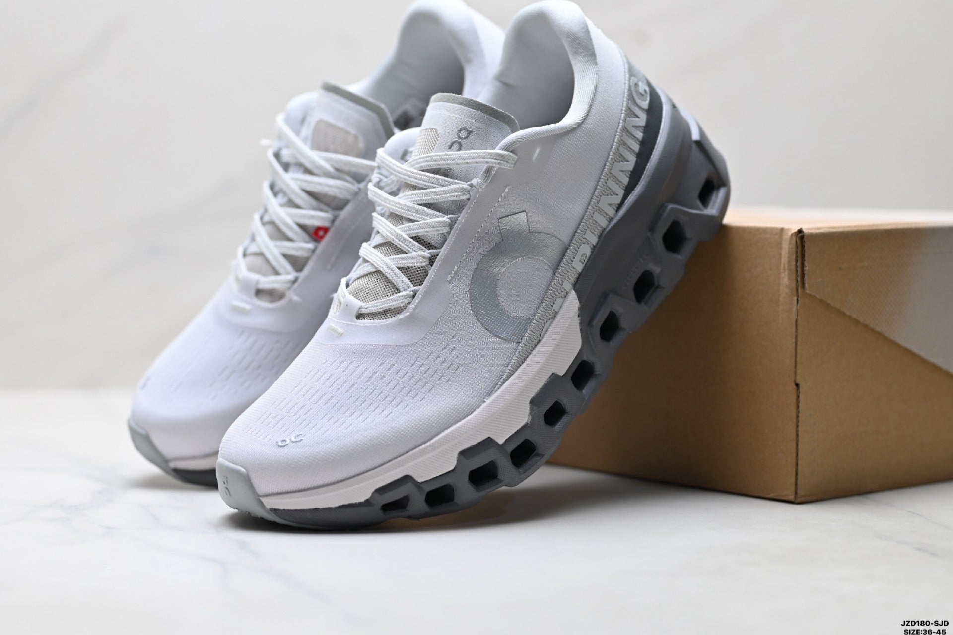 On Cloudmonster 2 – Lightweight Low-Top Running Shoe | Tennis-Inspired Streetwear 3WE10112564