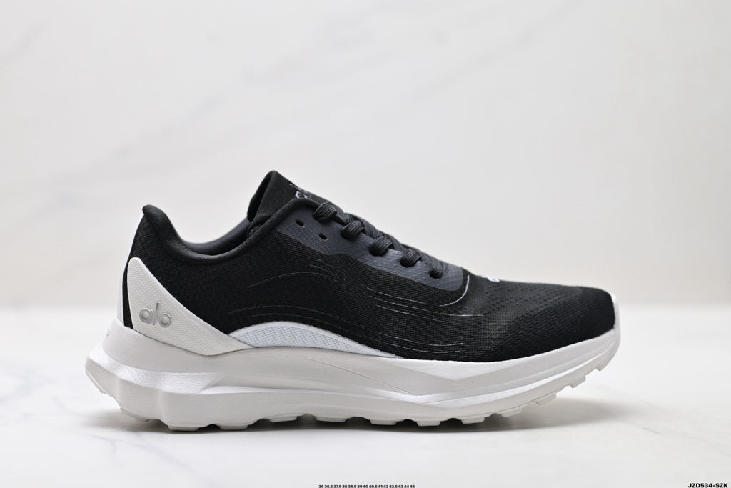 Alo Yoga Alo Runner – Breathable Mesh Low-Top Sneaker | City Commute & Training Black and White