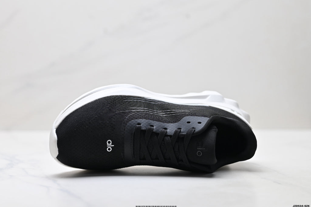 Alo Yoga Alo Runner – Breathable Mesh Low-Top Sneaker | City Commute & Training Black and White