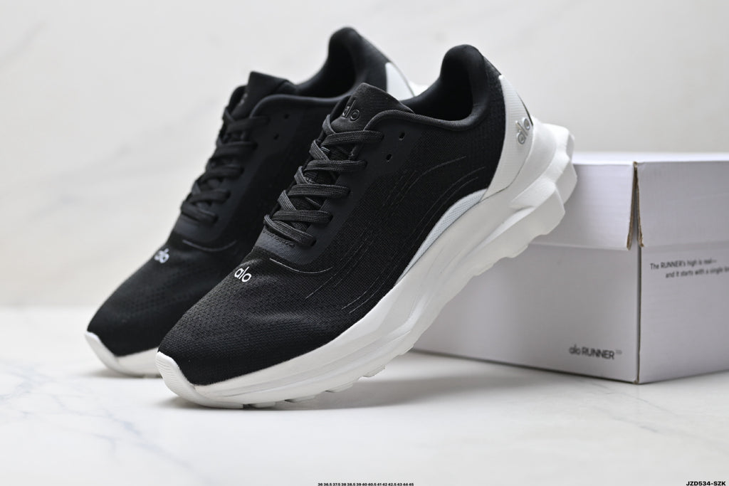 Alo Yoga Alo Runner – Breathable Mesh Low-Top Sneaker | City Commute & Training Black and White