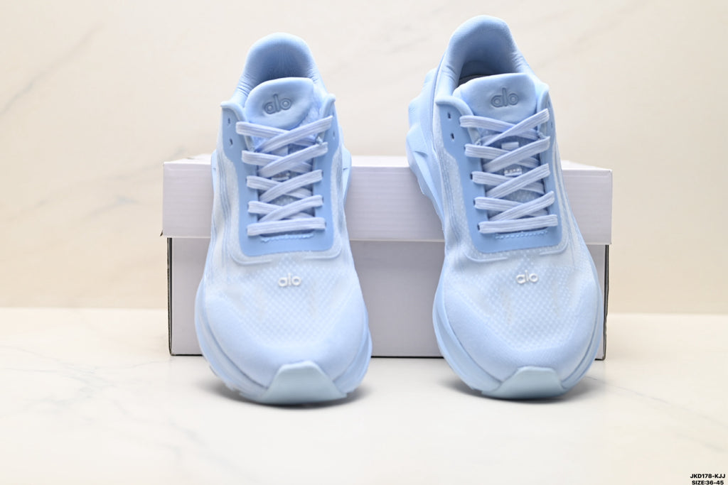 Alo Yoga Alo Runner – Breathable Mesh Low-Top Sneaker | City Commute & Training Sky blue