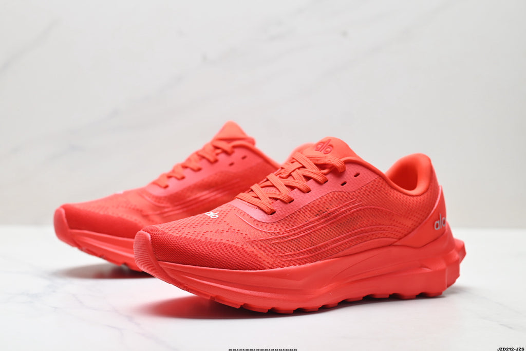 Alo Yoga Alo Runner – Breathable Mesh Low-Top Sneaker | City Commute & Training A0590USky red