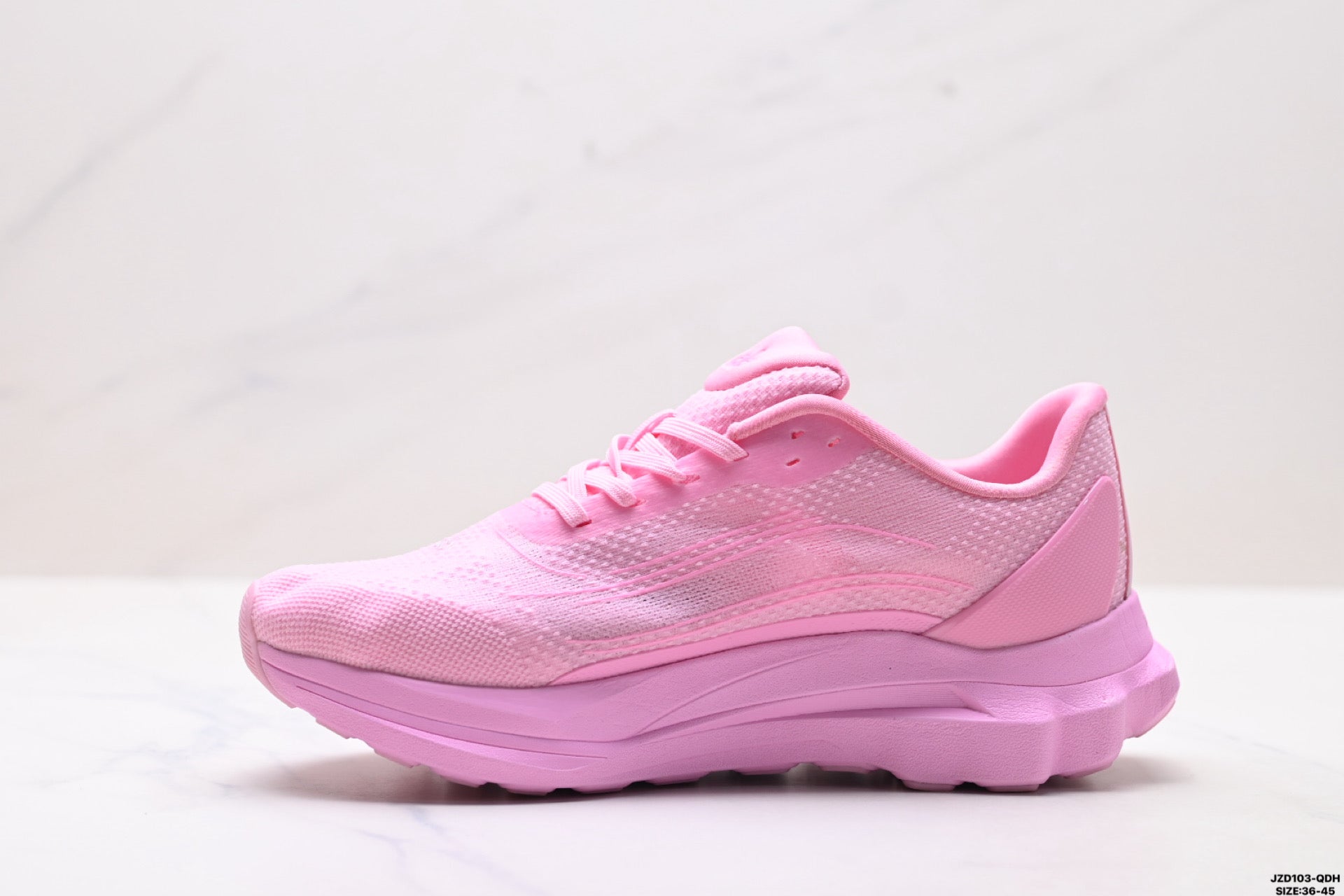 Alo Yoga Alo Runner – Breathable Mesh Low-Top Sneaker | City Commute & Training A0590Upink