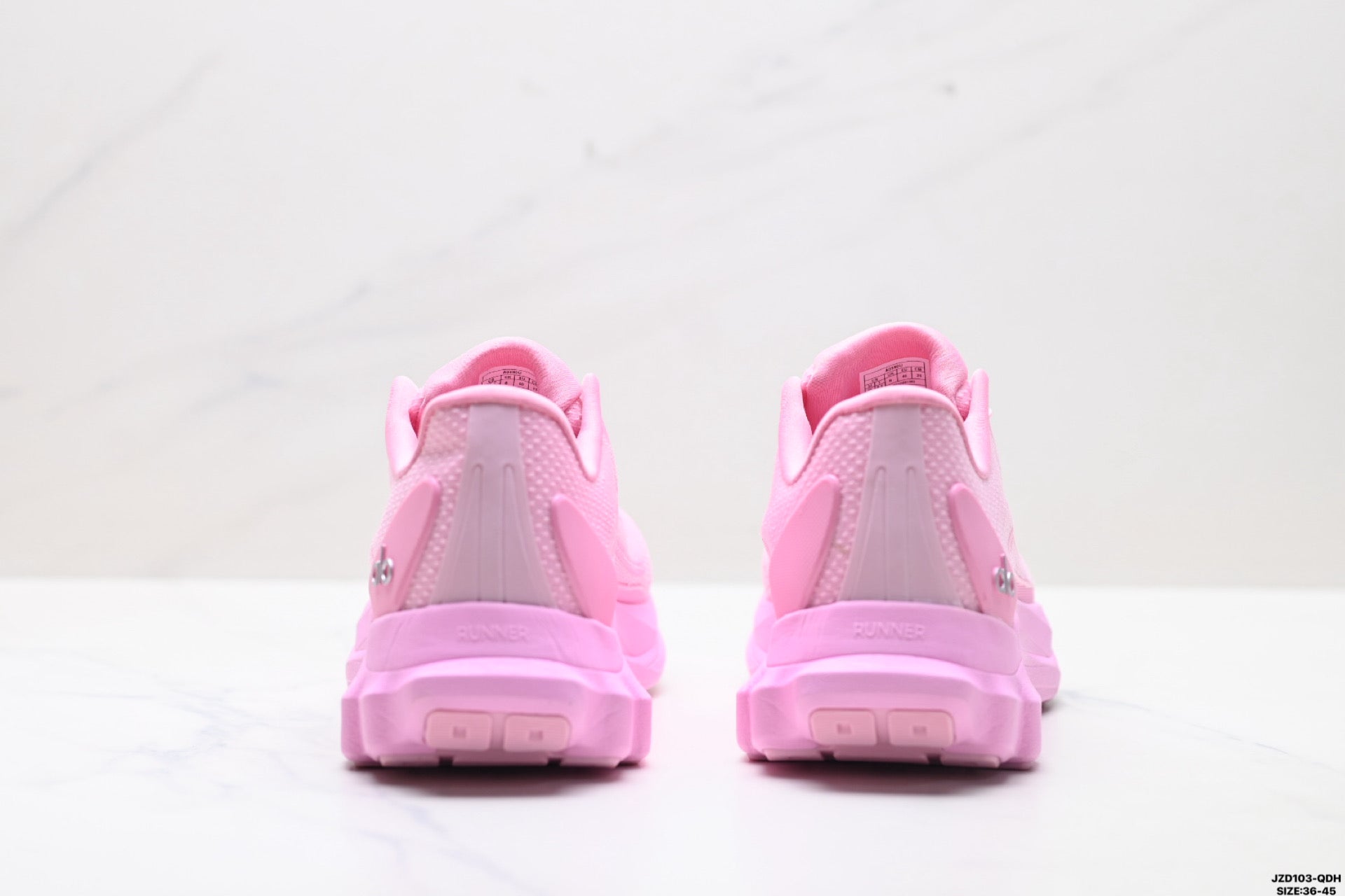 Alo Yoga Alo Runner – Breathable Mesh Low-Top Sneaker | City Commute & Training A0590Upink