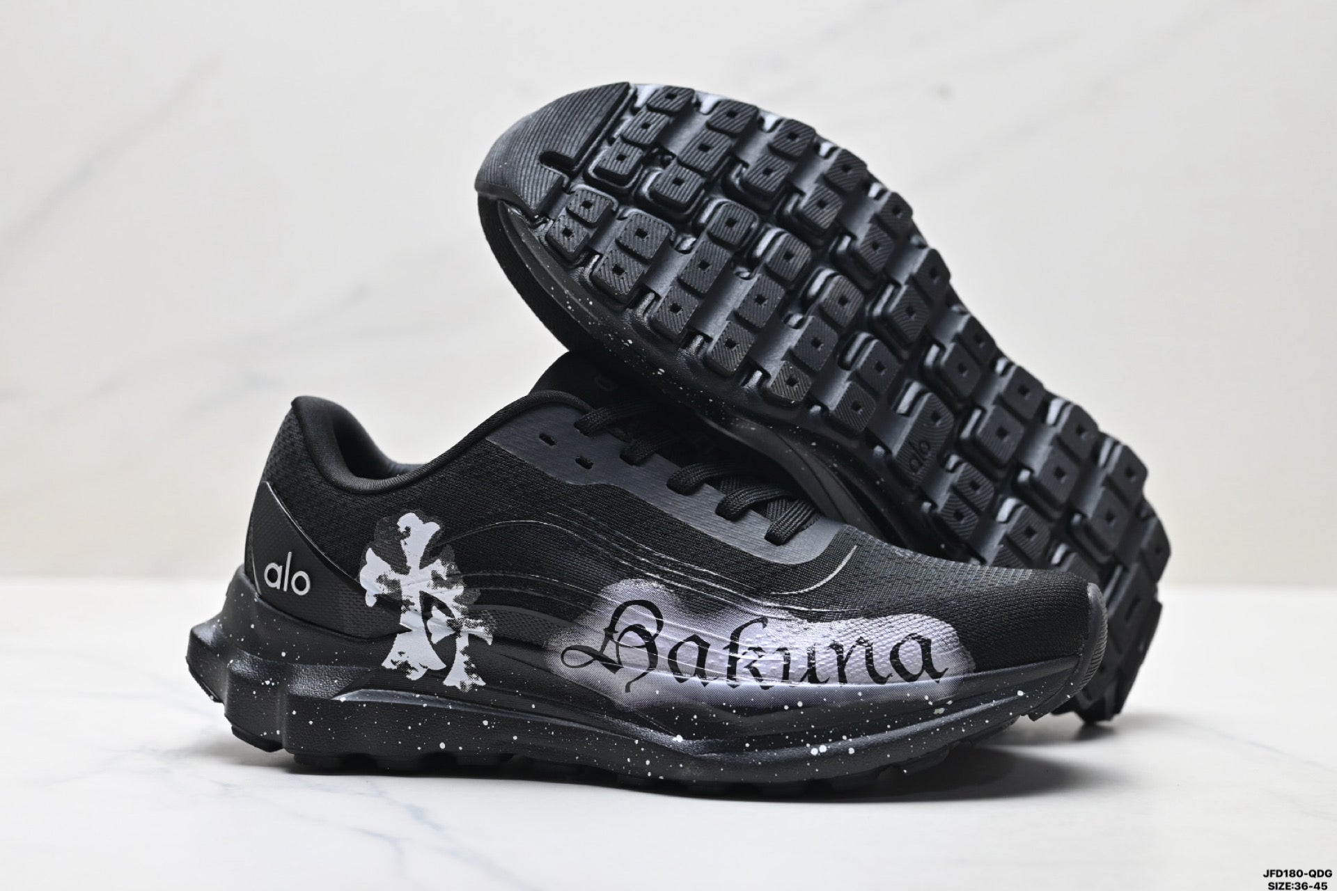 Alo Yoga Alo Runner – Black | Breathable Mesh Low-Top Sneaker | City Commute & Training A0590U-Black