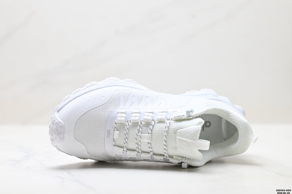 Alo Yoga Alo Runner Trail – Breathable Mesh Low-Top Trail Sneaker | City to Trail A0892U