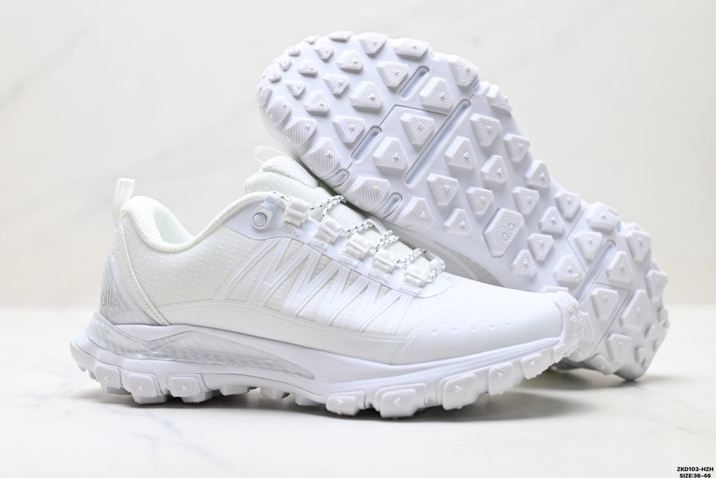 Alo Yoga Alo Runner Trail – Breathable Mesh Low-Top Trail Sneaker | City to Trail A0892U
