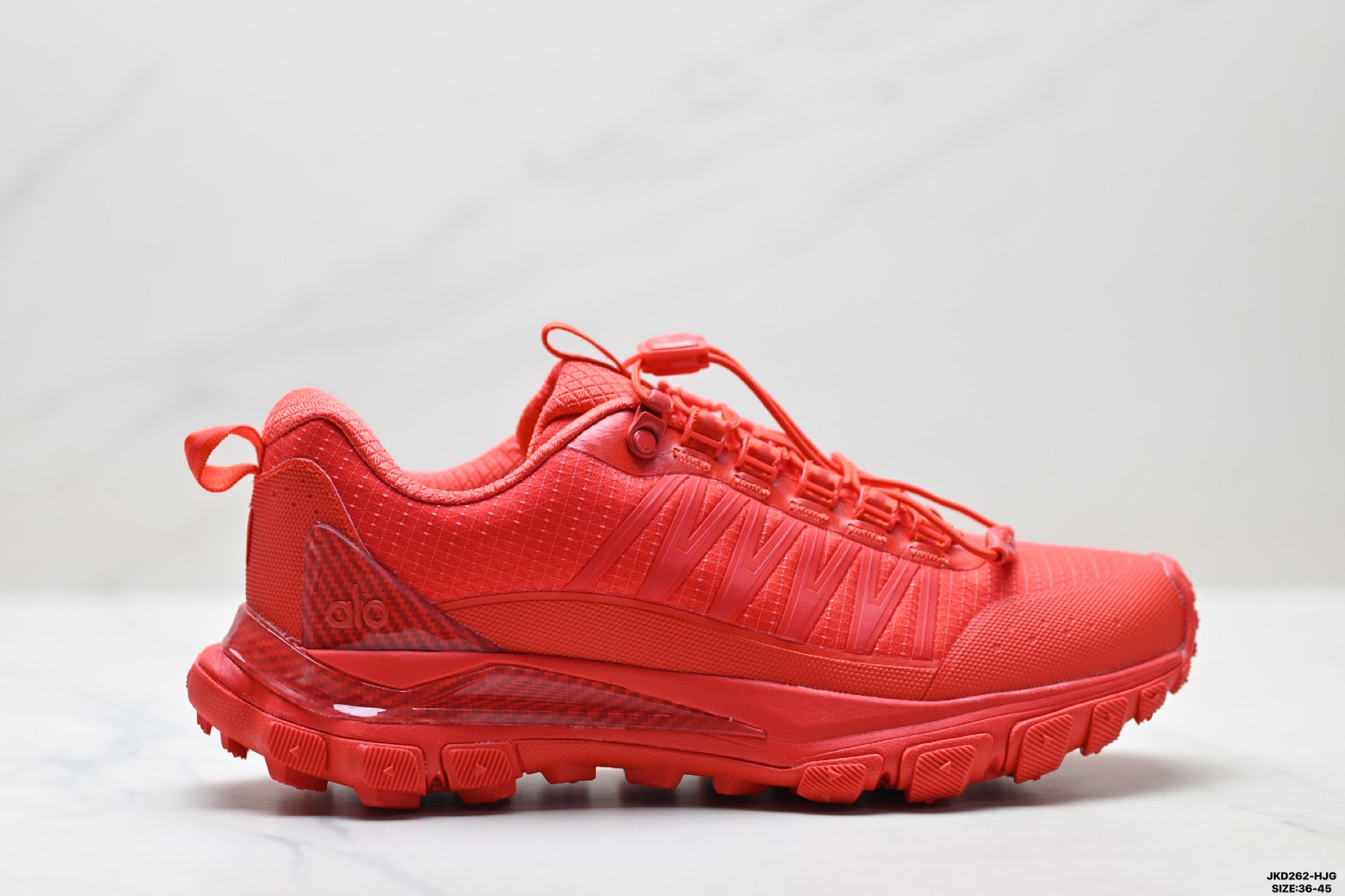Alo Yoga Alo Runner Trail – Breathable Mesh Low-Top Trail Sneaker | City to Trail A0892U- Red