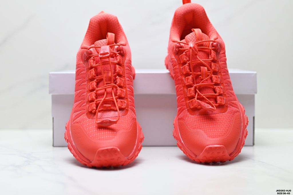 Alo Yoga Alo Runner Trail – Breathable Mesh Low-Top Trail Sneaker | City to Trail A0892U- Red