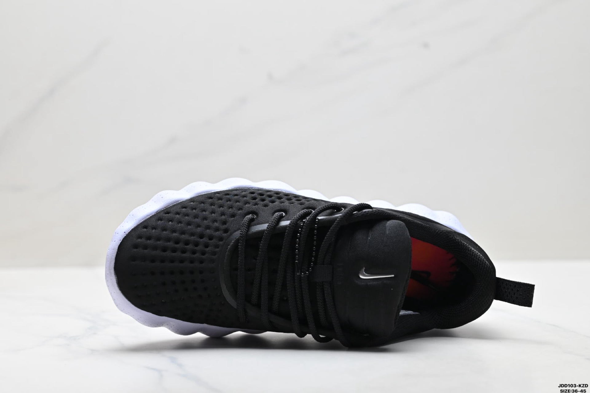 Nike Mind 002 Training Shoe