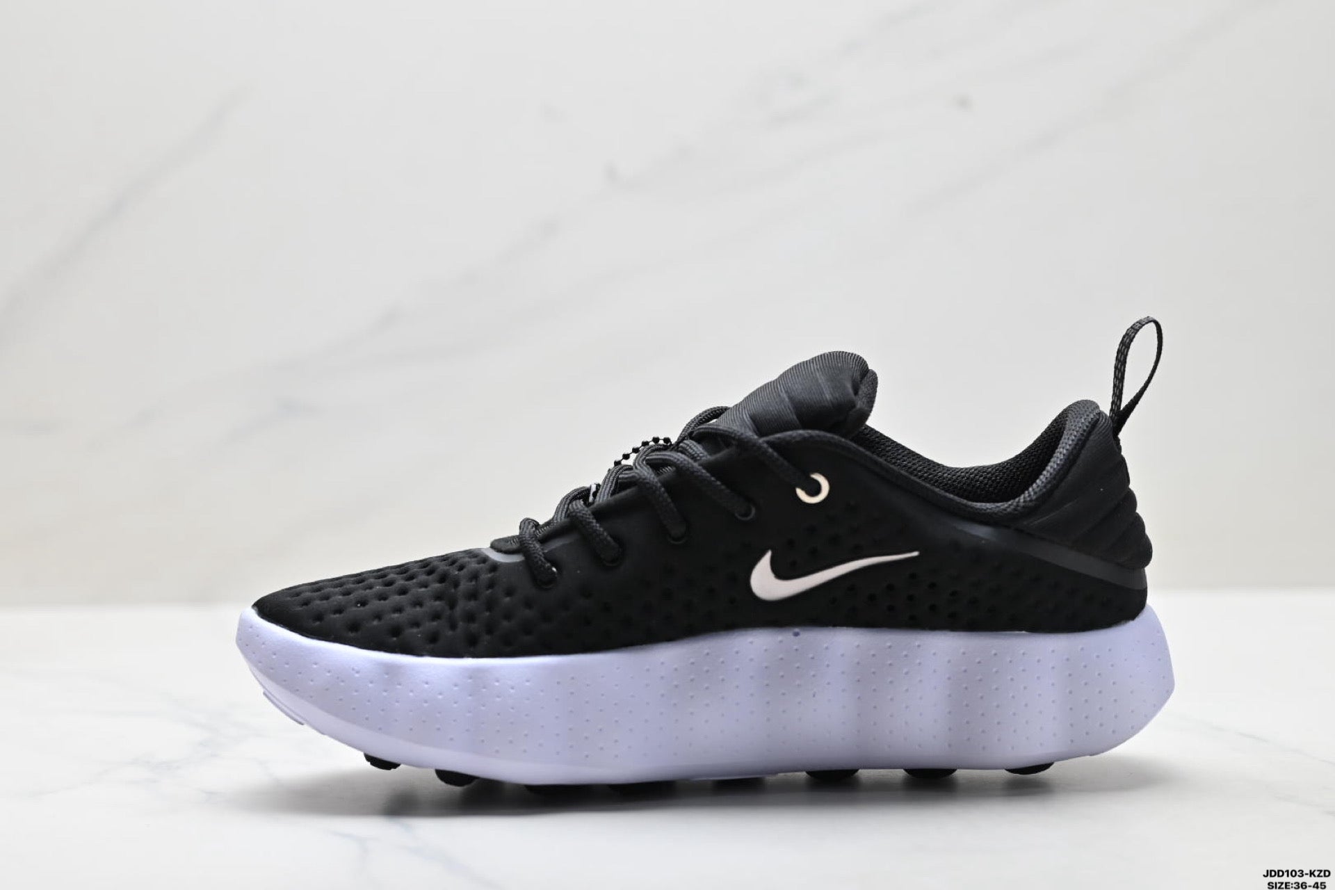 Nike Mind 002 Training Shoe