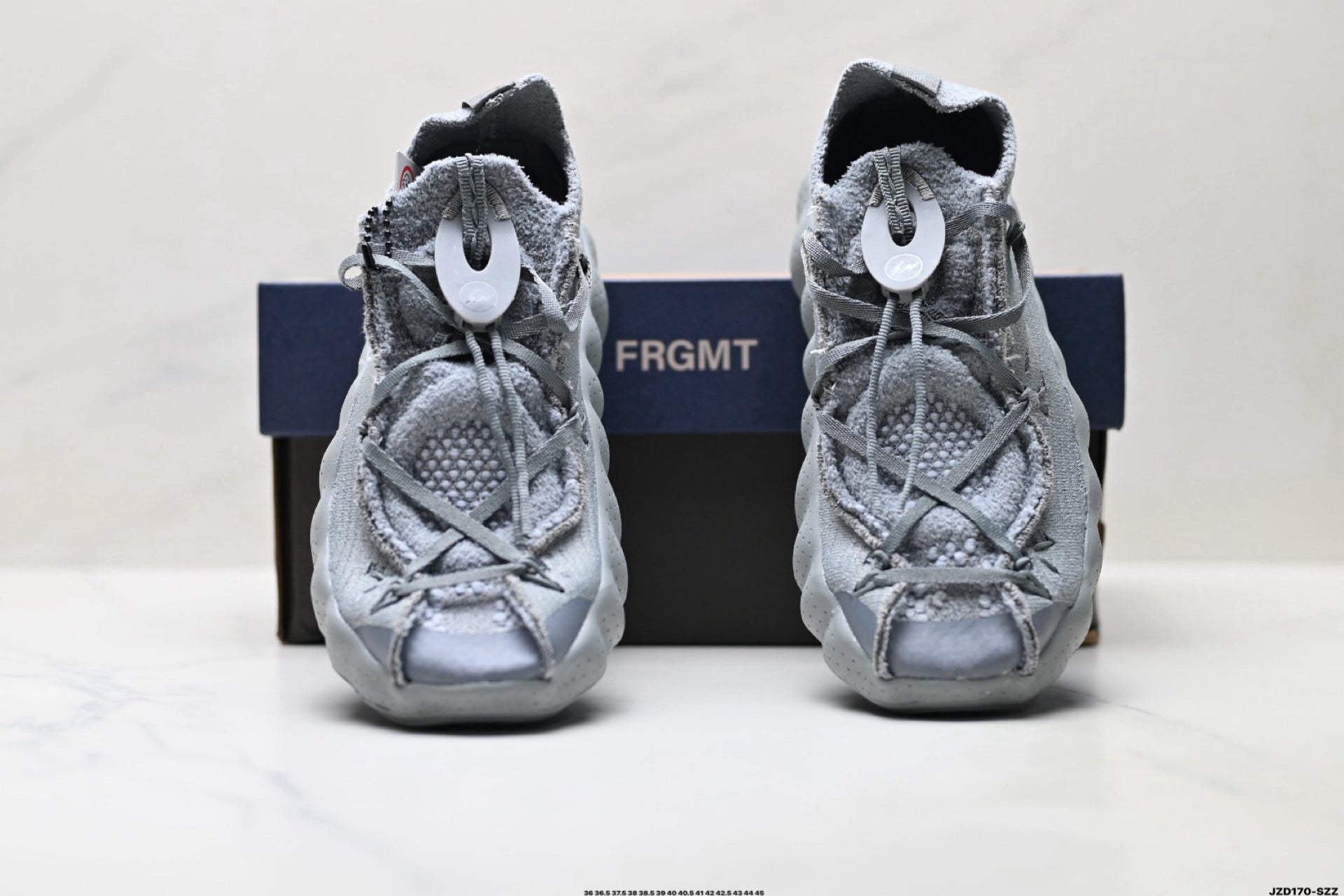 Nike Mind 002 Training Shoe  IQ8504-001