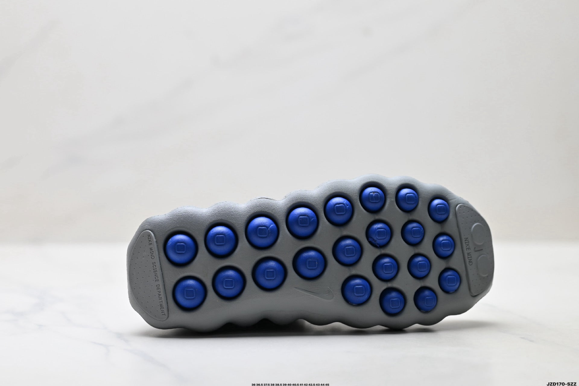 Nike Mind 002 Training Shoe  IQ8504-001