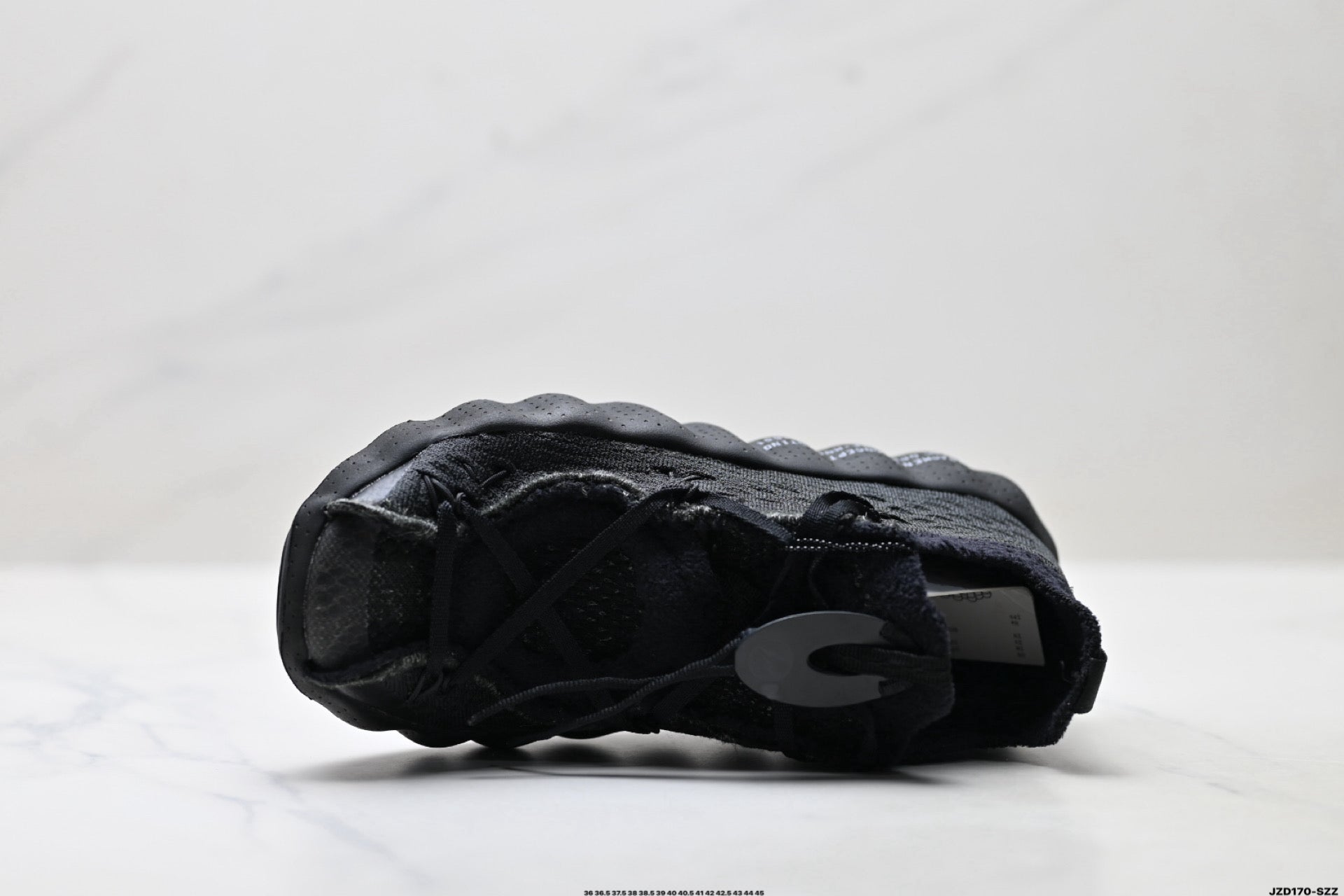 Nike Mind 002 Training Shoe  IQ8504-002
