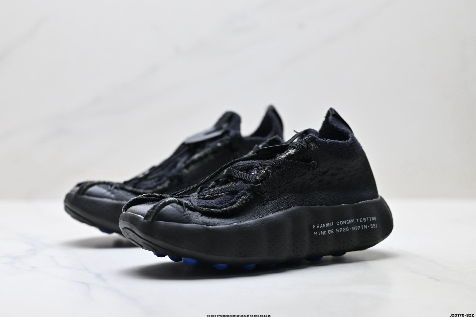 Nike Mind 002 Training Shoe  IQ8504-002