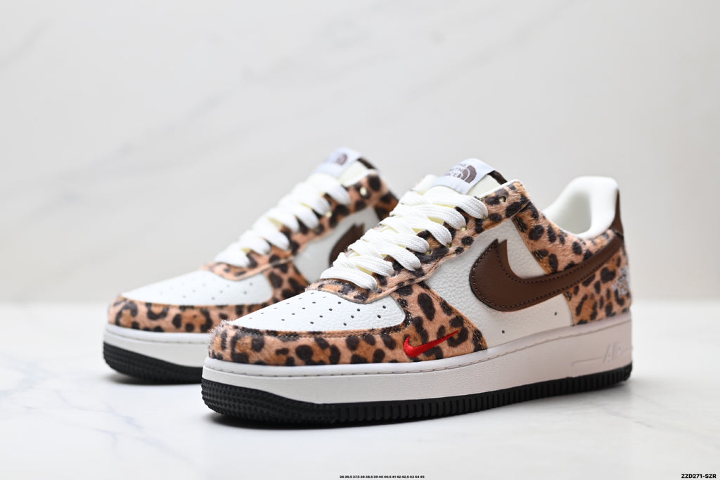 Nike Air Force 1 '07 LV8 – Low Top Sneaker WY0655-118