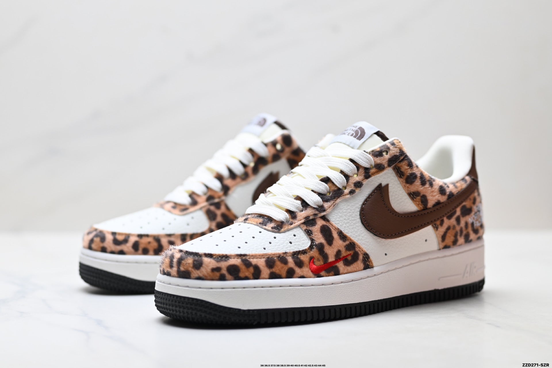 Nike Air Force 1 '07 LV8 – Low Top Sneaker WY0655-118