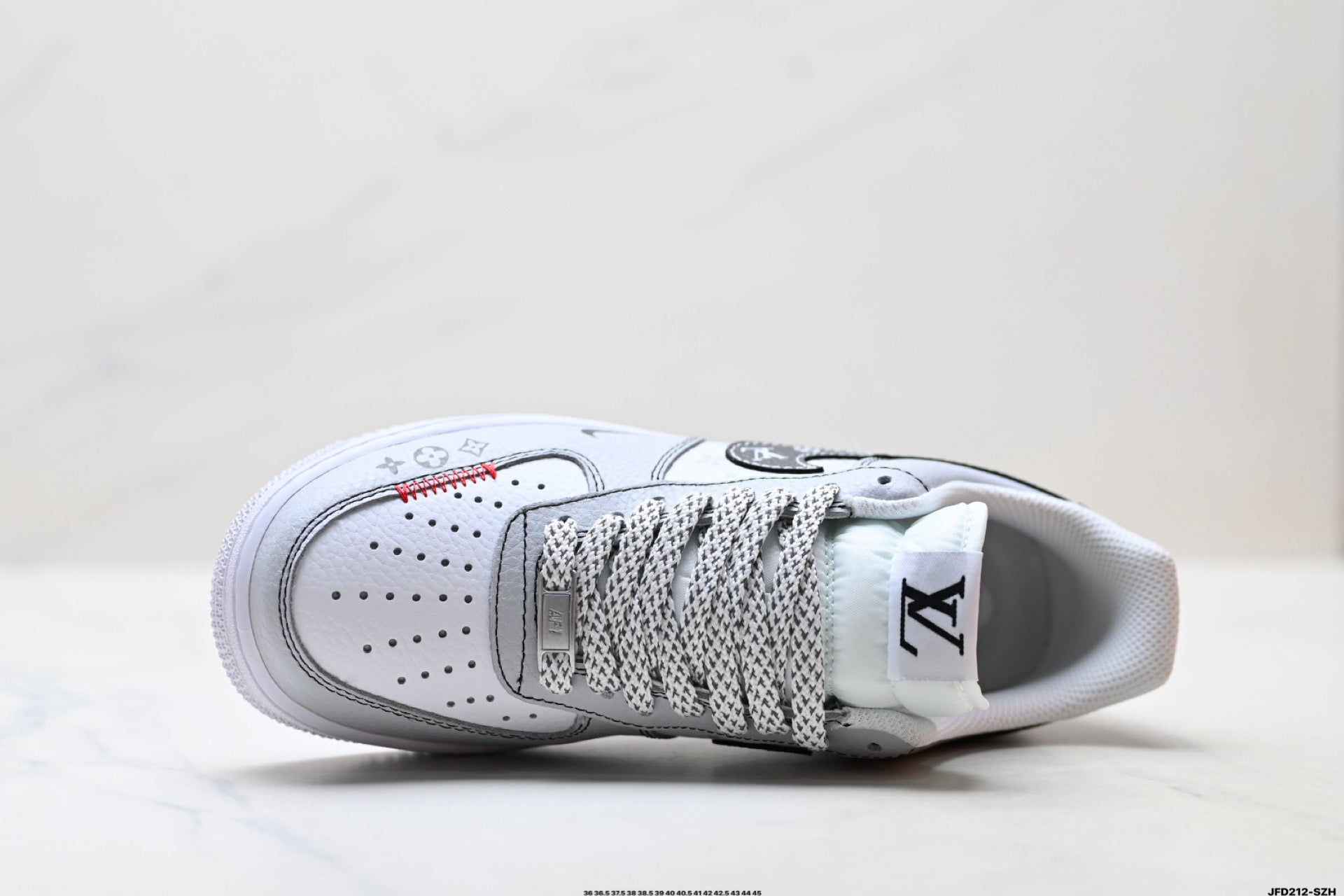 Nike Air Force 1 '07 LV8 – Low Top Sneaker CZ0270-210