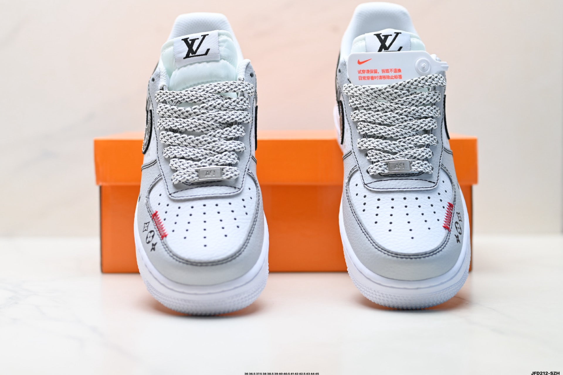 Nike Air Force 1 '07 LV8 – Low Top Sneaker CZ0270-210