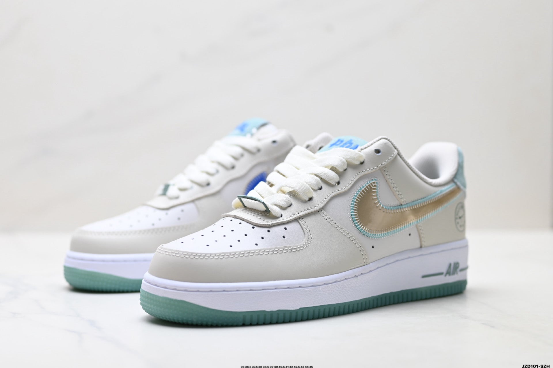 Nike Air Force 1 '07 LV8 – Low Top Sneaker IV6205-104