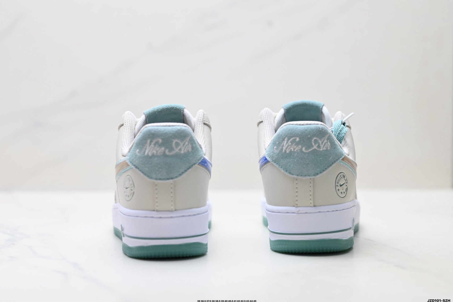 Nike Air Force 1 '07 LV8 – Low Top Sneaker IV6205-104