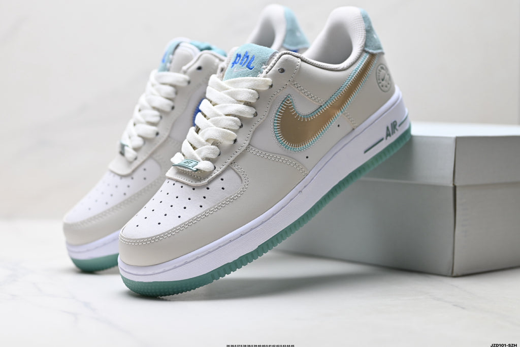 Nike Air Force 1 '07 LV8 – Low Top Sneaker IV6205-104