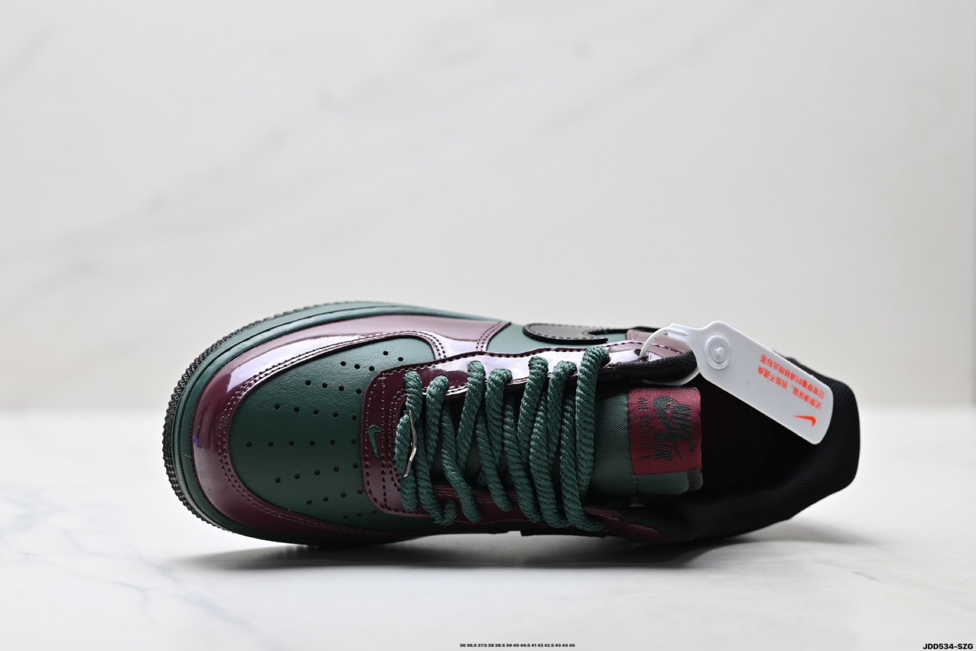 Nike Air Force 1 '07 – Low Top Classic Sneaker  IX4088-352