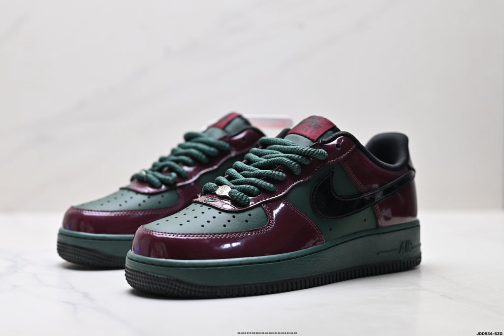 Nike Air Force 1 '07 – Low Top Classic Sneaker  IX4088-352