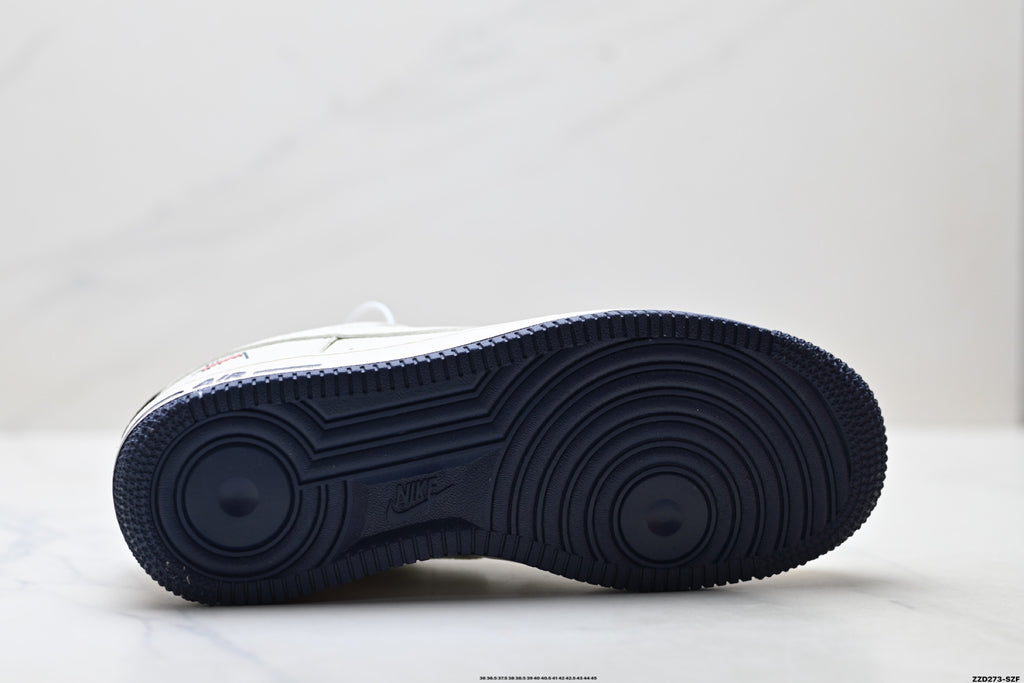 Nike Air Force 1 '07 LV8 – Low Top Sneaker HO7788-101