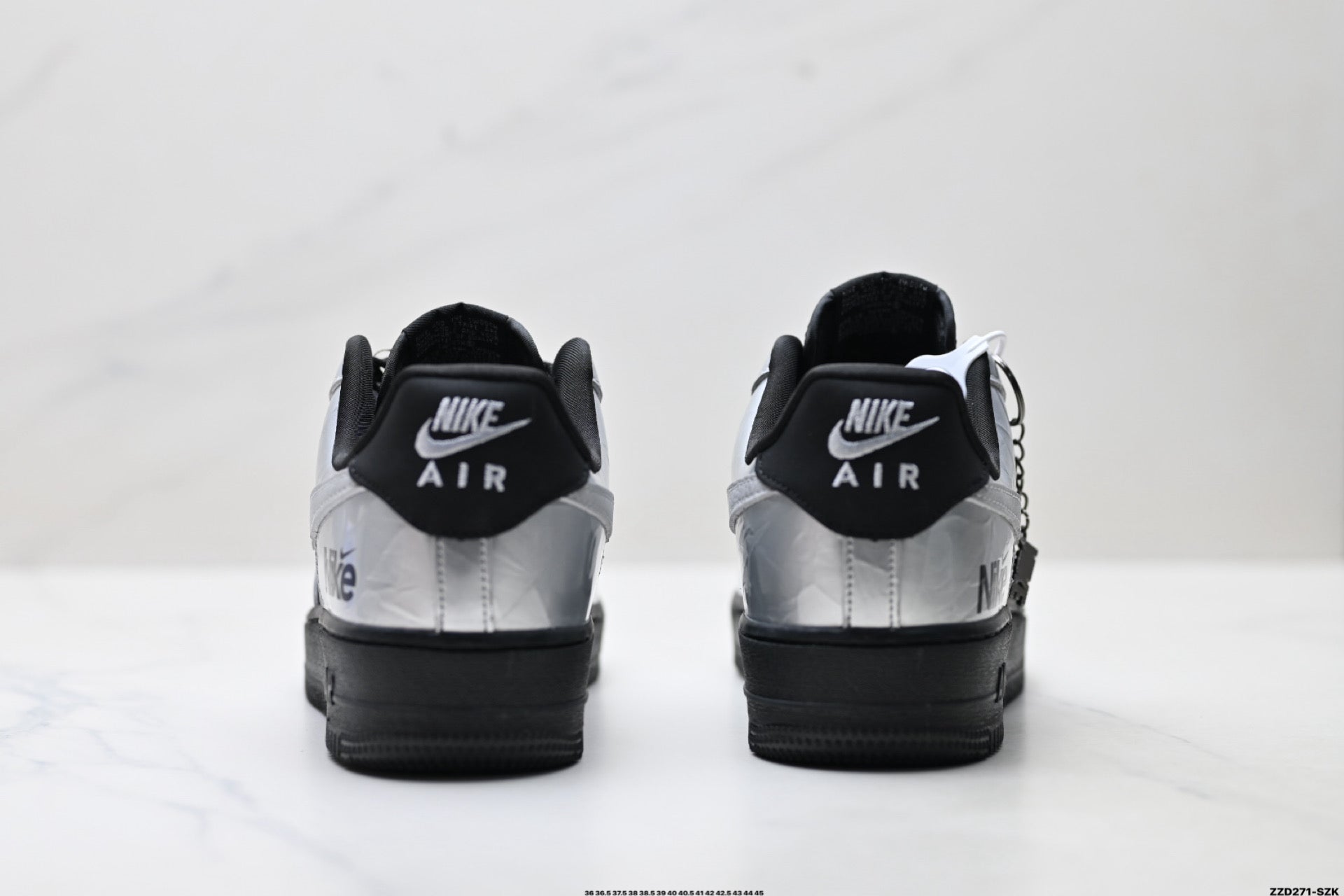 Nike Air Force 1 '07 – Low Top Classic Sneaker RJ1988-008