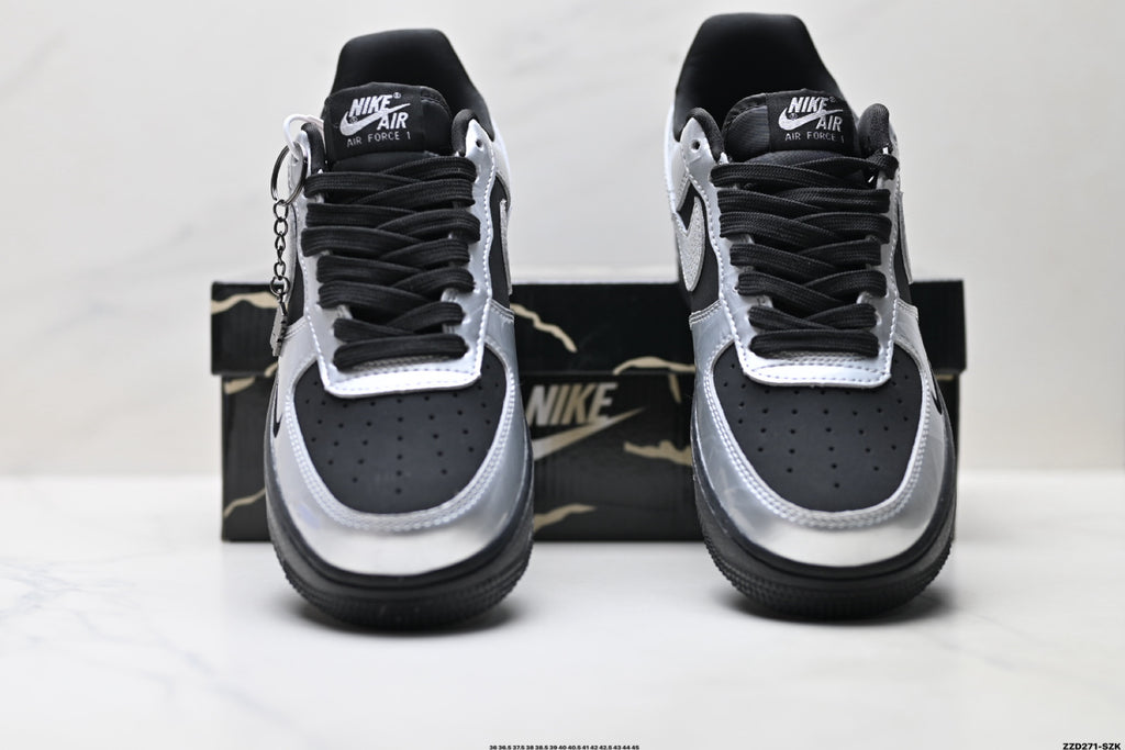 Nike Air Force 1 '07 – Low Top Classic Sneaker RJ1988-008
