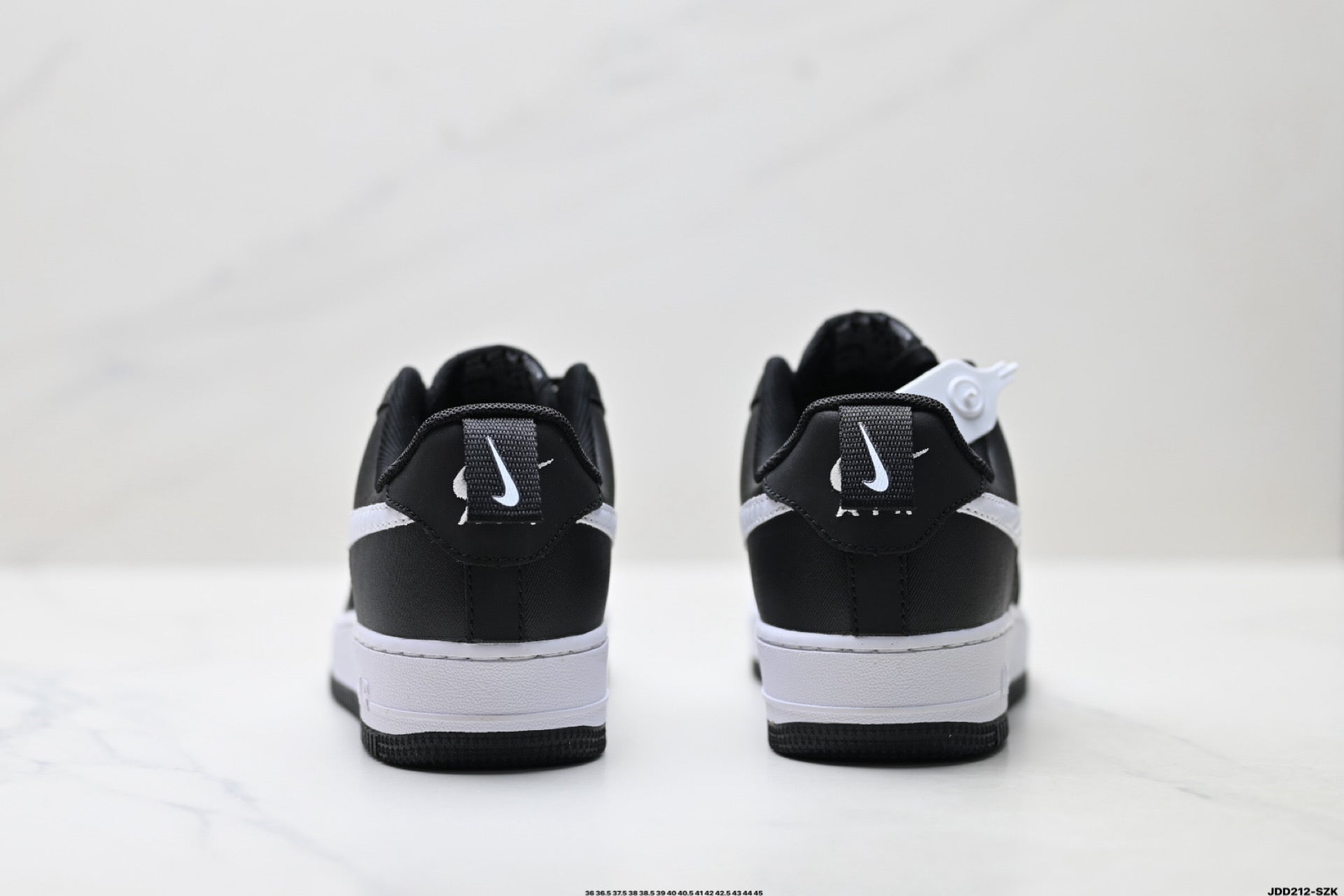 Nike Air Force 1 '07 – Low Top Classic Sneaker IR5599-002
